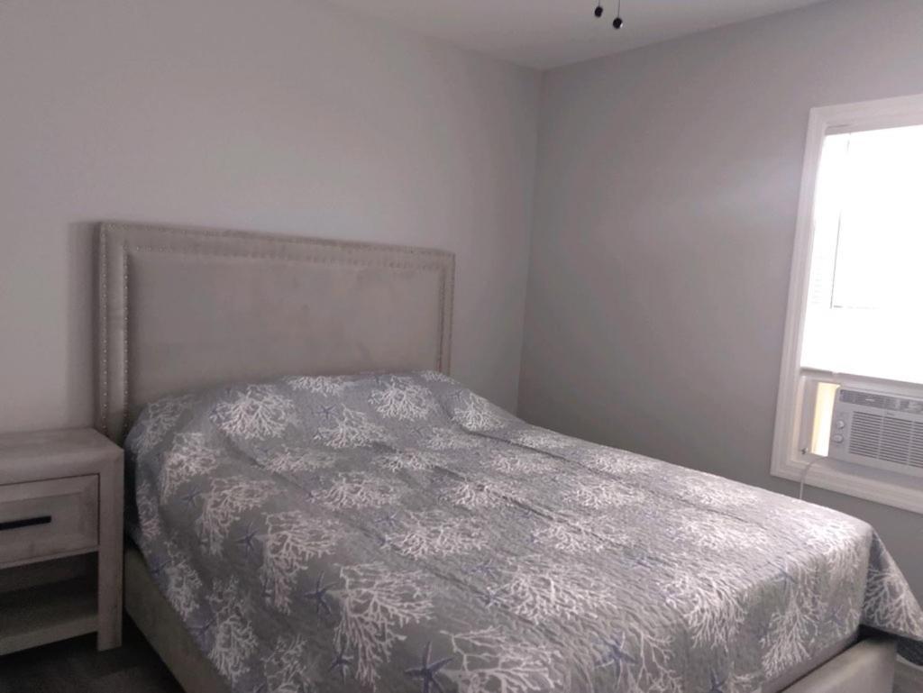 Dupont House C Apartment